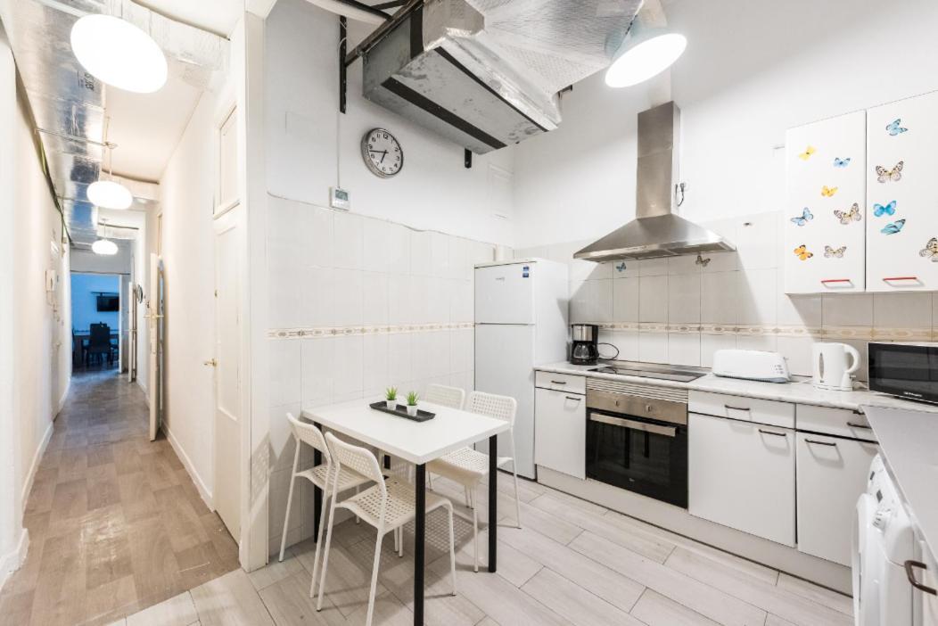 M&F Apartaments Chueca マドリード エクステリア 写真